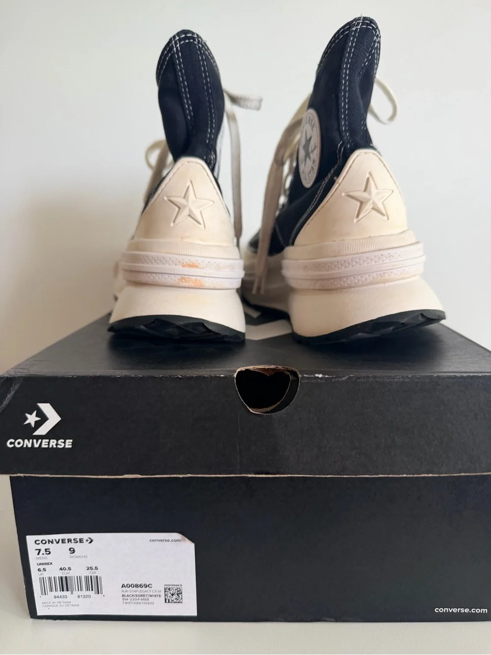 Converse size very